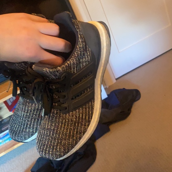 Very comfy kids shoes. - Picture 3 of 4